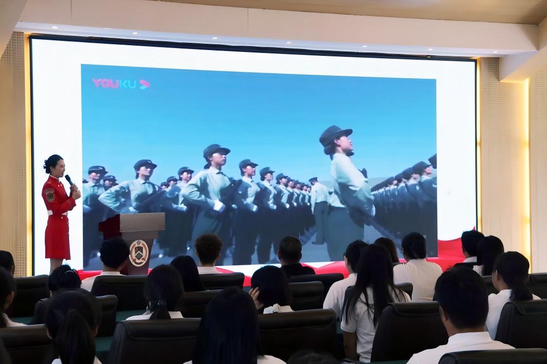 致敬榜样力量，这堂特色党课“声”入人心
