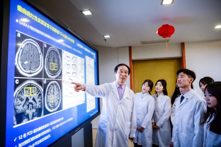 DF0_2780(1)_副本.jpg