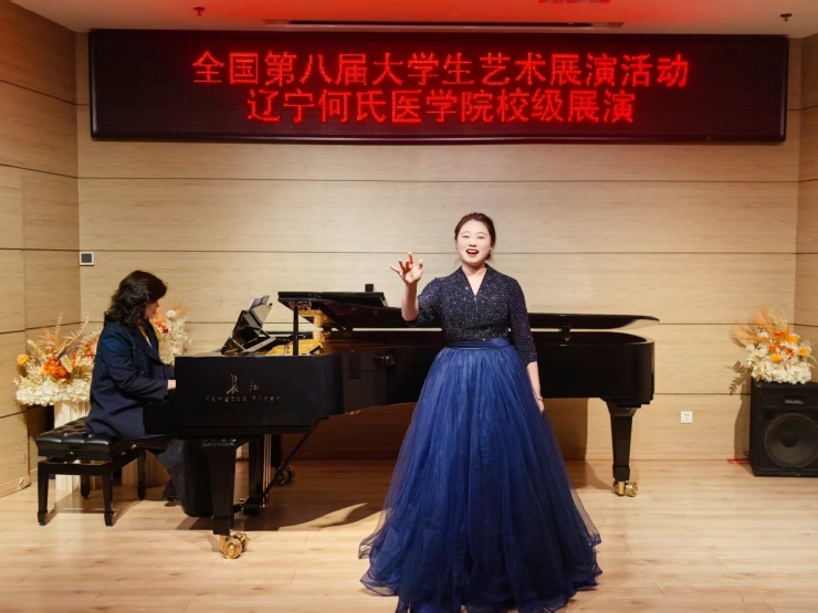 独唱展演 (1).jpg