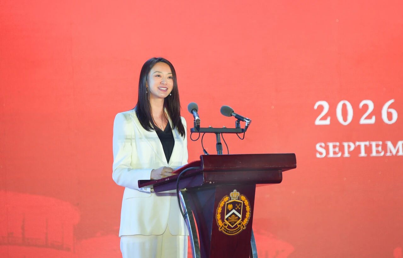 余斯乐教授在辽宁何氏医学院2026级新生开学典礼暨“开学第一课”上的讲话